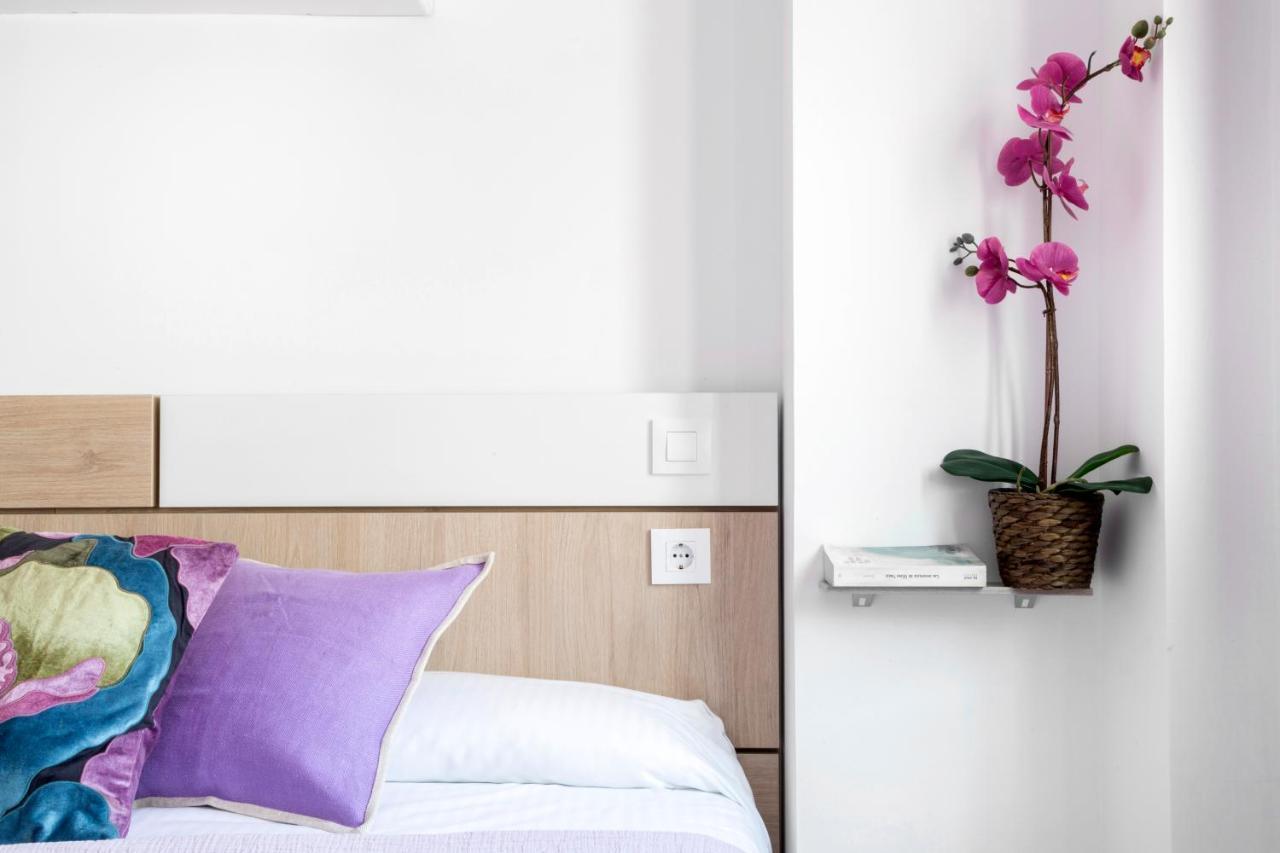 Apartamentos Ejemplares Αλκαλά ντε Ενάρες Εξωτερικό φωτογραφία